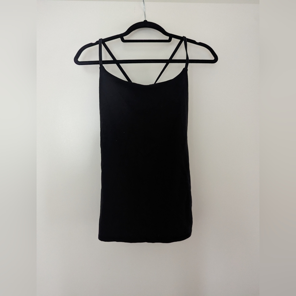 Lululemon fitted tank with built in bra